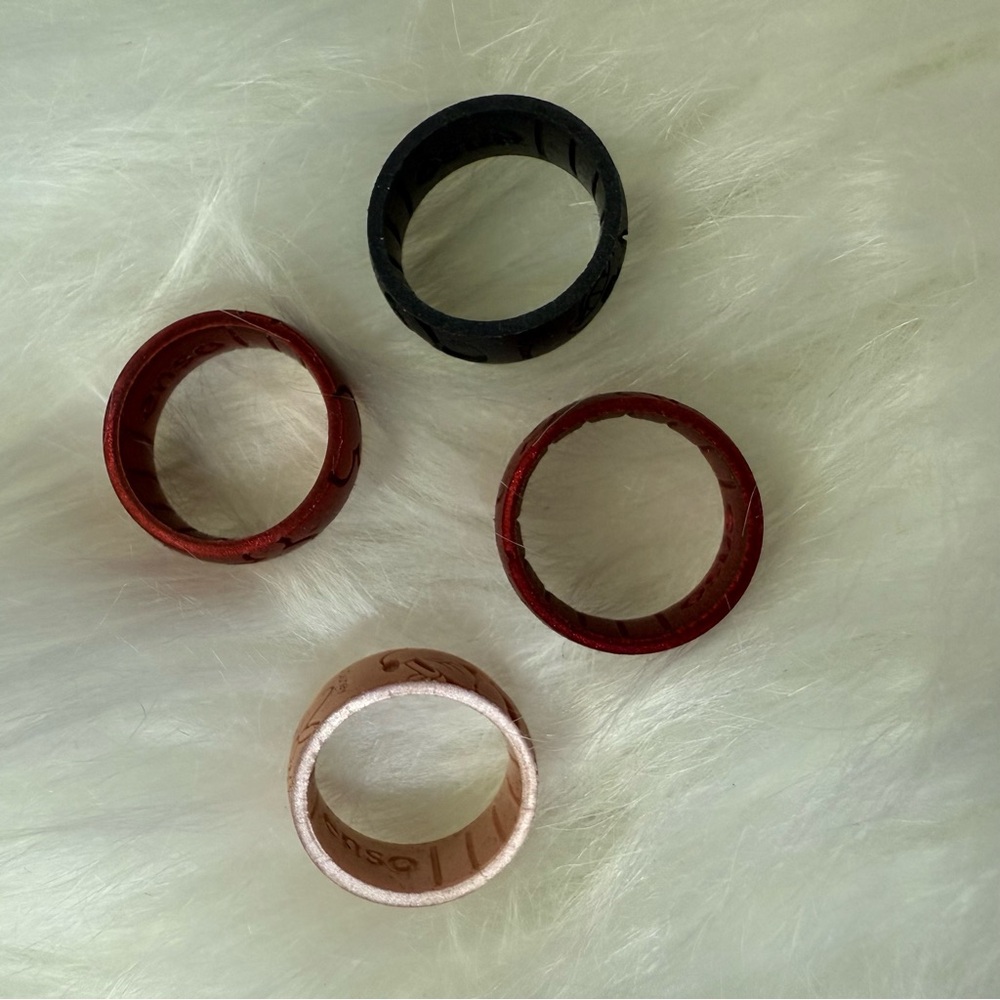 NEW Disney Collection Enso Rings 4 Pack - Picture 3 of 16